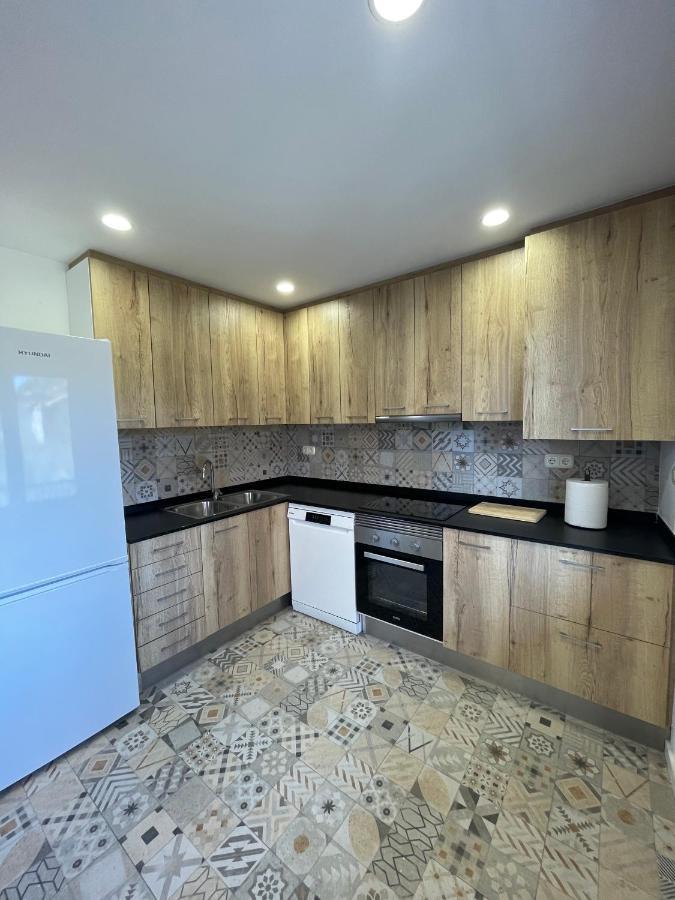 Apartamento Centrico En Berga - Alberga Buitenkant foto